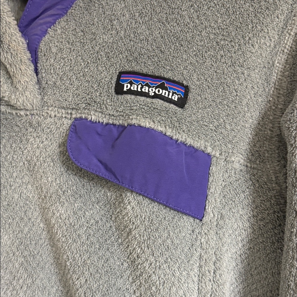 Patagonia Gray Fleece with Purple Trim - Picture 2 of 3